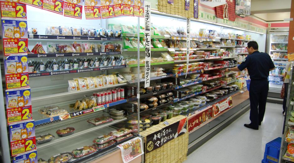 El impacto de estos productos es alarmante cuando se analiza su penetración en la dieta diaria. EFE / J. Picazo