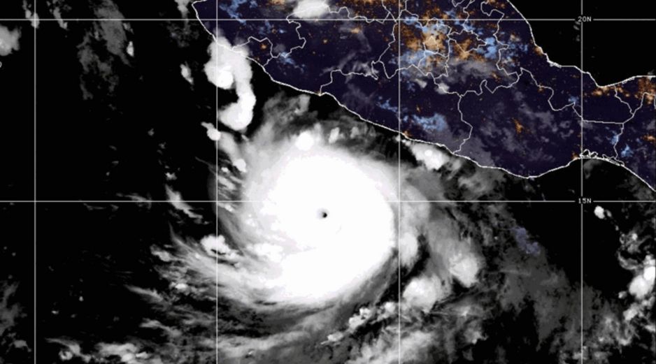 Ante la rápida intensificación del huracán “Polo” a categoría 5, autoridades de Jalisco suspendieron clases en 33 municipios para proteger a la comunidad estudiantil. EFE/NOAA