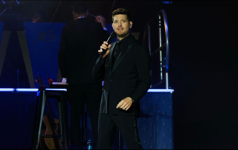 Michael Bublé recurrió al español, las bromas y la cercanía con sus seguidores durante su presentación en Guadalajara que abrió las puertas del Coliseo GNP Seguros, el nuevo recinto para espectáculos en la ciudad. CORTESÍA/ Ocesa