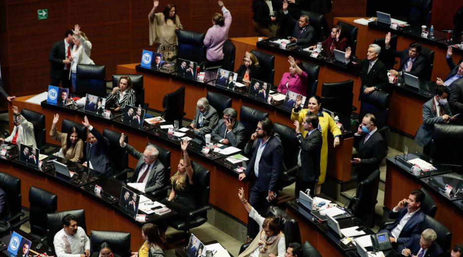 De último momento y antes las críticas de la oposición, se modificó el artículo 403 Bis de Ley Federal de Protección Industrial. SUN/D. Sánchez