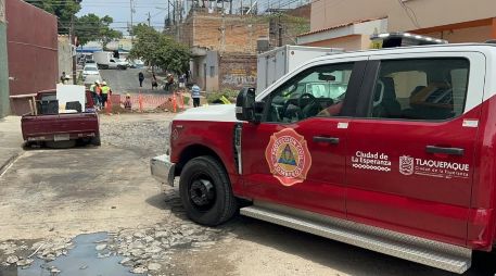 Una fuga de gas natural en Tlaquepaque obligó a evacuar 200 domicilios y a cientos de estudiantes de dos escuelas. ESPECIAL.