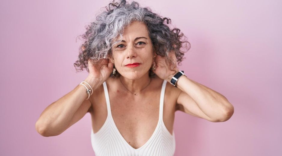 Teñirse, cambiar de color o dejar las canas al natural son decisiones personales. MAGNIFIC