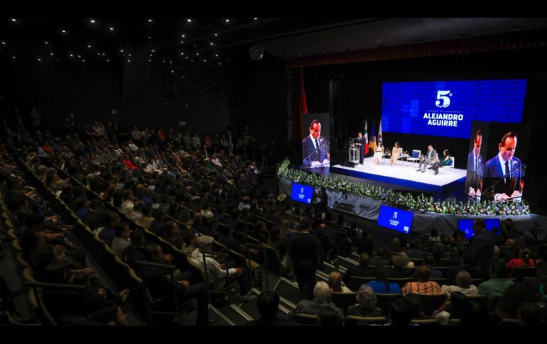 El alcalde de Chapala, Alejandro Aguirre, brindó su quinto informe de gobierno este jueves. EL INFORMADOR/J. Acosta