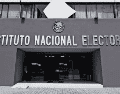 Entre las observaciones que el OIC tuvo al nuevo manual de identidad del INE está el plazo de tiempo con el que se presentó el cambio. SUN / ARCHIVO / CANVA