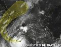 "Polo" presenta vientos sostenidos de 260 kilómetros por hora y rachas de hasta 315 km/h, con una presión mínima central de 929 hPa. ESPECIAL / CONAGUA
