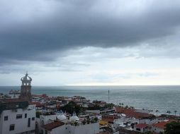 De acuerdo con el aviso especial emitido por Protección Civil Jalisco, el huracán 