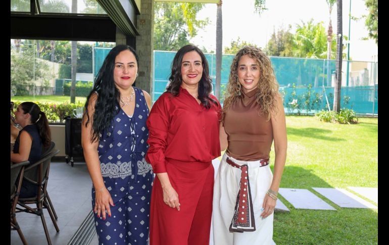 Patricia Soltero, Adriana López y Azu Jiménez. GENTE BIEN JALISCO / Revista del 25 de septiembre 2026