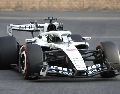 Checo Pérez no pudo avanzar a la Q2 y quedó obligado a remontar posiciones durante la carrera que se disputará en el circuito urbano de Bakú. EFE / A. Haider