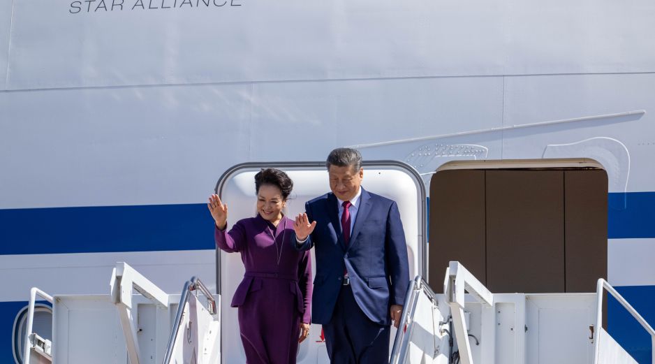 Xi extendió dos invitaciones para Trump que de inmediato desataron el debate entre los expertos en política. EFE/M. Kaminsky