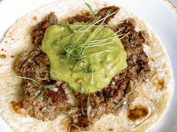 Disfruta de unos tacos de alto nivel acudiendo a La Divina Taquería. ESPECIAL