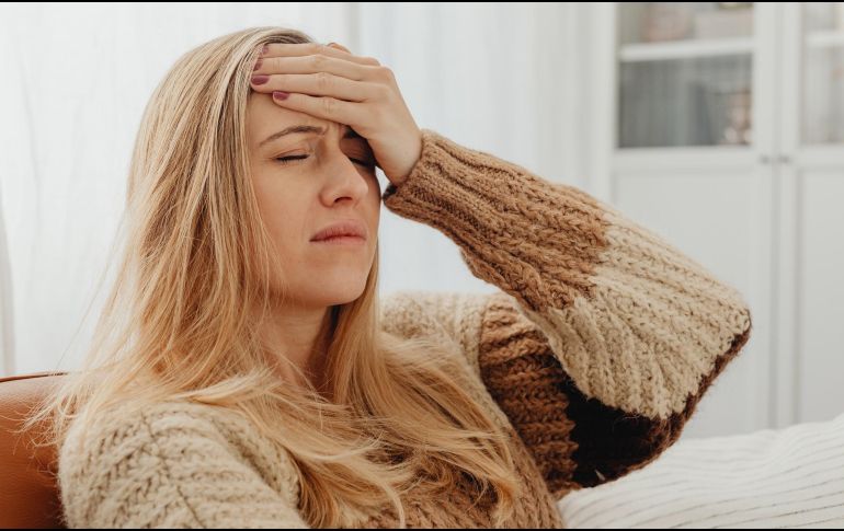La sobreestimulación aumenta de forma natural hacia la tarde y las primeras horas de la noche, especialmente cuando pasamos mucho tiempo rodeados de otras personas. ESPECIAL / CANVA