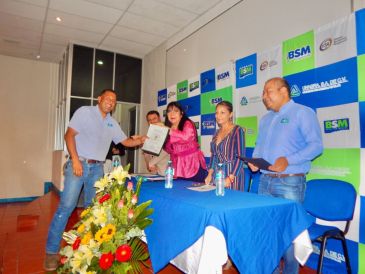 Con programas adaptados a las necesidades de cada región, el IDEFT capacita a cientos de jaliscienses en sus propios centros de trabajo, impulsando el desarrollo económico. ESPECIAL