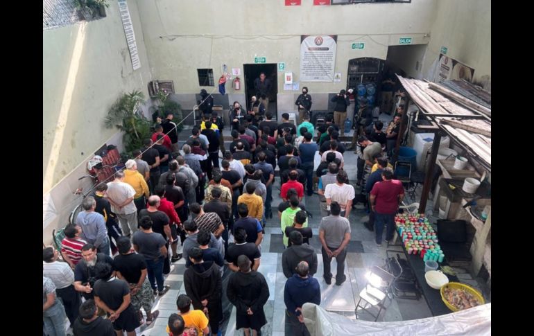 En el centro de rehabilitación sin licencia fueron localizadas 89 personas, entre ellas tres adolescentes. ESPECIAL/Fiscalía de Jalisco