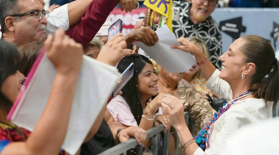 claudia Sheinbaum presentó su informe de actividades en Hermosillo, donde recibió el apoyo de sus simpatizantes. Hoy ofrecerá este ejercicio en la Ciudad de México. ESPECIAL