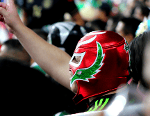 El medio luchístico mexicano se divide principalmente entre luchadores independientes y aquellos que forman parte de empresas como el Consejo Mundial de Lucha Libre (CMLL) o Lucha Libre AAA.  CANVA