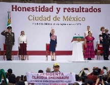 La Presidenta Claudia Sheinbaum en su rendición de cuentas, como parte de su Segundo Informe de Gobierno en el Zócalo capitalino. SUN/H. Salvador