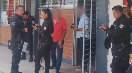 El personal del plantel solicitó la intervención de la Policía Escolar para realizarle una revisión a la mochila del menor. ESPECIAL