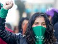 Las manifestantes expresaron su preocupación con la postura del Gobierno de De Espriella, quien manifestó en varias oportunidades su rechazo al aborto. EFE / A. LANCHEROS