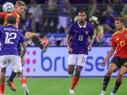 Francia no contó con Mbappé, quien ya regresó al Real Madrid, después de salir rengueando por una lesión en la rodilla izquierda. EFE / O. MATTHYS