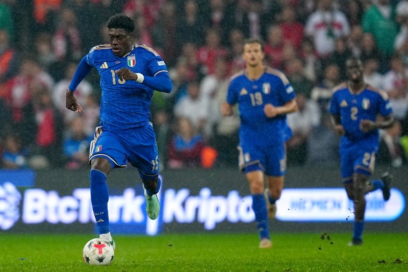 Fue la primera vez en cinco años que Italia anotó tres goles en la media hora inicial de un partido oficial. EFE / STRINGER