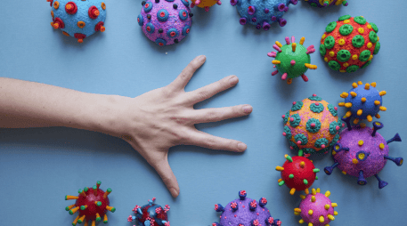Los resultados del estudio ponen de relieve el importante papel que puede desempeñar el control de las infecciones en la reducción de la carga mundial del cáncer. CANVA