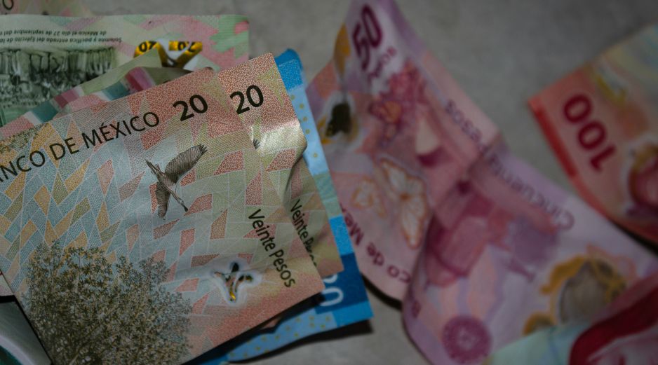 La ley establece que el aguinaldo en 2026 corresponde a 15 días de salario del pago de salario base. UNSPLASH