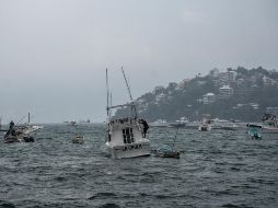 Una imponente tromba marina se formó en las costas de Guaymas, Sonora, debido a los efectos del Huracán ‘Polo’. EFE/D. Guzmán