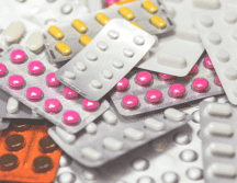 Para la compra de medicamentos oncológicos, el Gobierno federal adquirió 21 millones de piezas de 221 claves, con una inversión de 74 mil millones de pesos. ESPECIAL/Canva