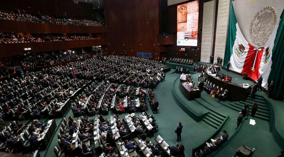 La Ley Federal del Derecho de Autor busca regular la responsabilidad de las plataformas digitales ante la piratería, pero organizaciones civiles la apodan como 