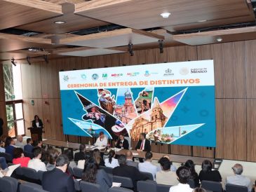 El evento estuvo encabezado por la secretaria de Turismo de Jalisco, Michelle Fridman. EL INFORMADOR / J. Velazcó
