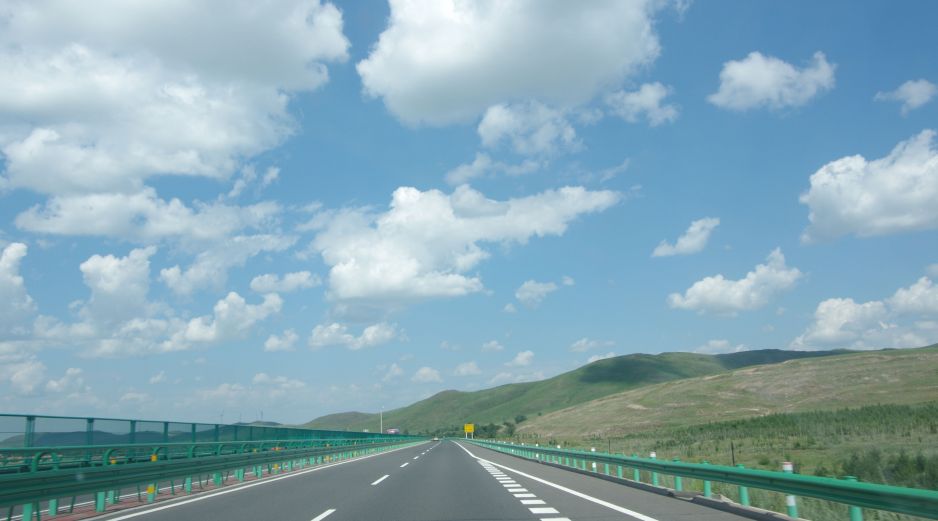 Descubre cuál es la carretera más larga de México, los Estados que atraviesa desde Matamoros hasta Cancún y los mejores consejos para recorrerla. ESPECIAL/PEXELS