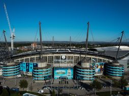 La sanción más temida y que sobrevuela con fuerza sobre el Etihad Stadium es el descenso administrativo de categoría. EFE.