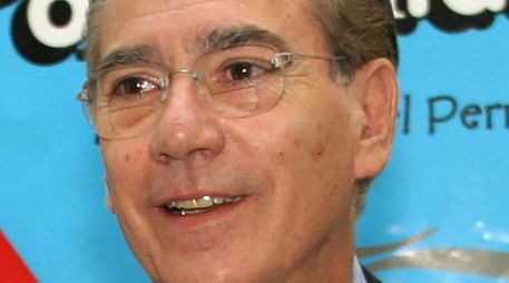 Fotografía de archivo del 7 de abril de 2005 que muestra al actor Otto Sirgo durante una rueda de prensa en Ciudad de México. EFE/ARCHIVO