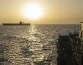 El buque USS Abraham Lincoln transitando por el mar Arábigo. La guerra entre Estados Unidos e Irán se ha extendido por siete meses. EFE/Archivo