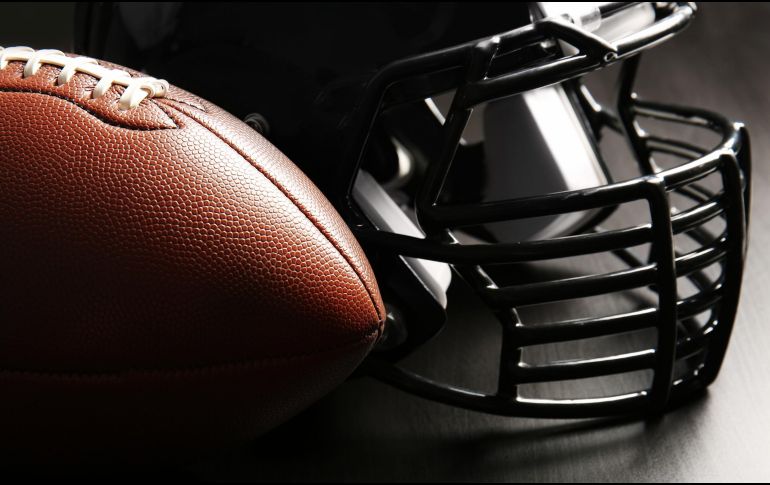Hay equipos que en este inicio de temporada de NFL las han sufrido en la posición más determinante del campo: la de mariscal. ESPECIAL / CANVA