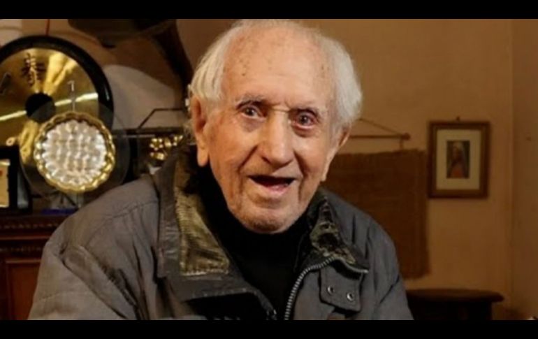 Peppino Mazzullo, el actor italiano que prestó su voz al icónico Topo Gigio desde 1961 hasta 2006, falleció a los 100 años en Santo Stefano di Briga.