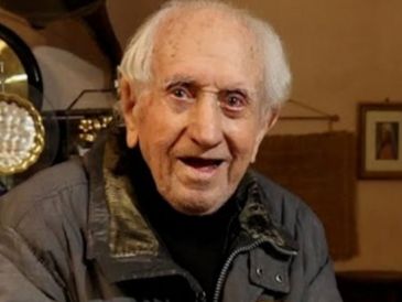 Peppino Mazzullo, el actor italiano que prestó su voz al icónico Topo Gigio desde 1961 hasta 2006, falleció a los 100 años en Santo Stefano di Briga.