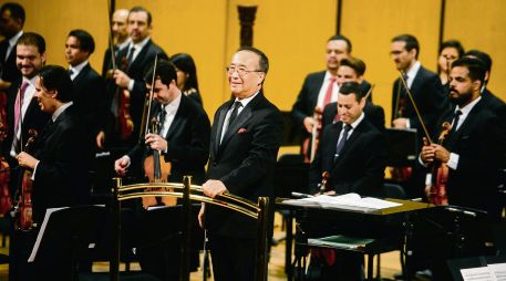 La Orquesta Filarmónica de Jalisco clausuró la edición 25 del Festival Cultural de Mayo, en el Teatro Degollado con el director Toshiyuki Shimada como invitado. EL INFORMADOR/ Archivo