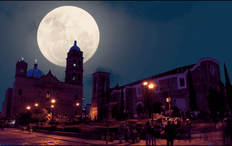 Este año, el fenómeno astronómico más esperado por los entusiastas del cielo nocturno es la Luna del Cazador. ESPECIAL / CANVA