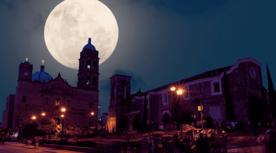Este año, el fenómeno astronómico más esperado por los entusiastas del cielo nocturno es la Luna del Cazador. ESPECIAL / CANVA