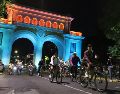 Un atractivo principal es la Vía RecreActiva nocturna, que permite recorrer la ciudad sin vehículos motorizados. ESPECIAL/Gobierno de Guadalajara