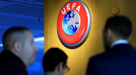 La UEFA confirmó la recepción de la documentación y aseguró que sus Inspectores de Ética y Disciplina se encuentran examinando minuciosamente los archivos entregados. EFE / ARCHIVO