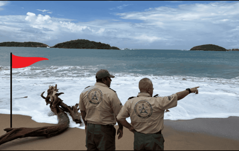Protección Civil mantiene la vigilancia en las zonas costeras y pide a la población evitar actividades recreativas en el mar. X / @PCJalisco