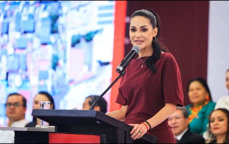 La diputada mencionó que buscan que el SIAPA proporcione agua potable, salubre y suficiente, y atribuyó al Gobierno estatal la responsabilidad de resolver la problemática. EL INFORMADOR / J. ACOSTA