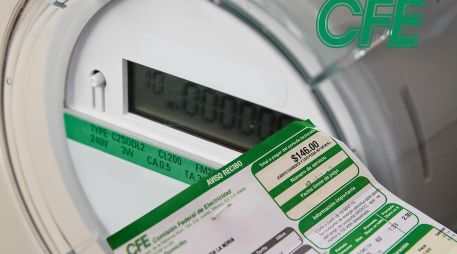 La consulta y descarga del recibo de luz a través del portal oficial de la CFE es completamente gratis. ESPECIAL / EL INFORMADOR y CANVA