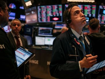 La tasa de desempleo en Estados Unidos se mantuvo en septiembre prácticamente sin cambios, dato que influyó en los inversores. AFP/ARCHIVO