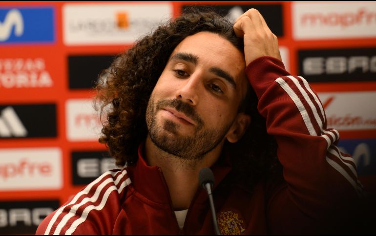 Cucurella, concentrado con la Selección Española, defendió el proceso de transición en el Real Madrid y celebró la presencia de más compañeros de equipo. EFE/E. Alonso