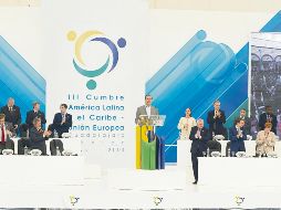 La llegada de mandatarios y representantes de ambas regiones comenzó desde el 27 de mayo de 2004, un día antes de la inauguración de la Cumbre. EL INFORMADOR/Archivo