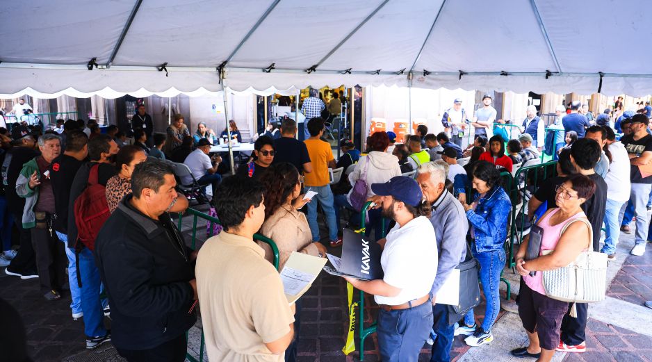 Con la instalación de estos módulos temporales, el gobierno estatal amplía su cobertura de servicios en espacios de alta afluencia ciudadana. EL INFORMADOR/ARCHIVO