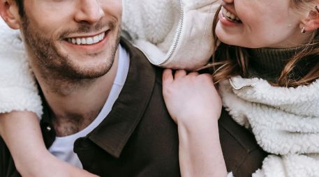 Cada vez son más las parejas que celebran el Día del Novio en México. ESPECIAL/PEXELS